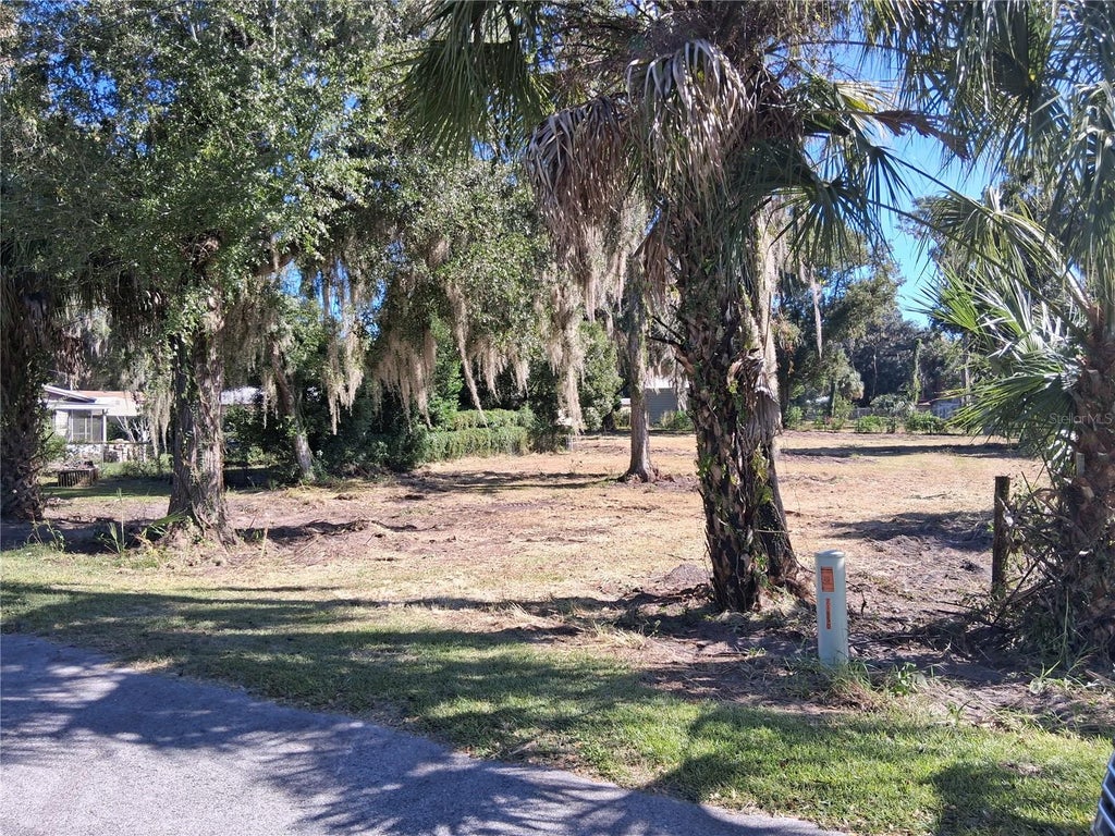 Photo of NW 2nd Street, Webster, FL 33597 (MLS # G5119456)