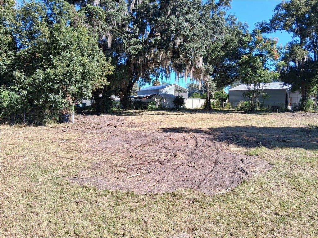Photo of NW 2nd Street, Webster, FL 33597 (MLS # G5119456)