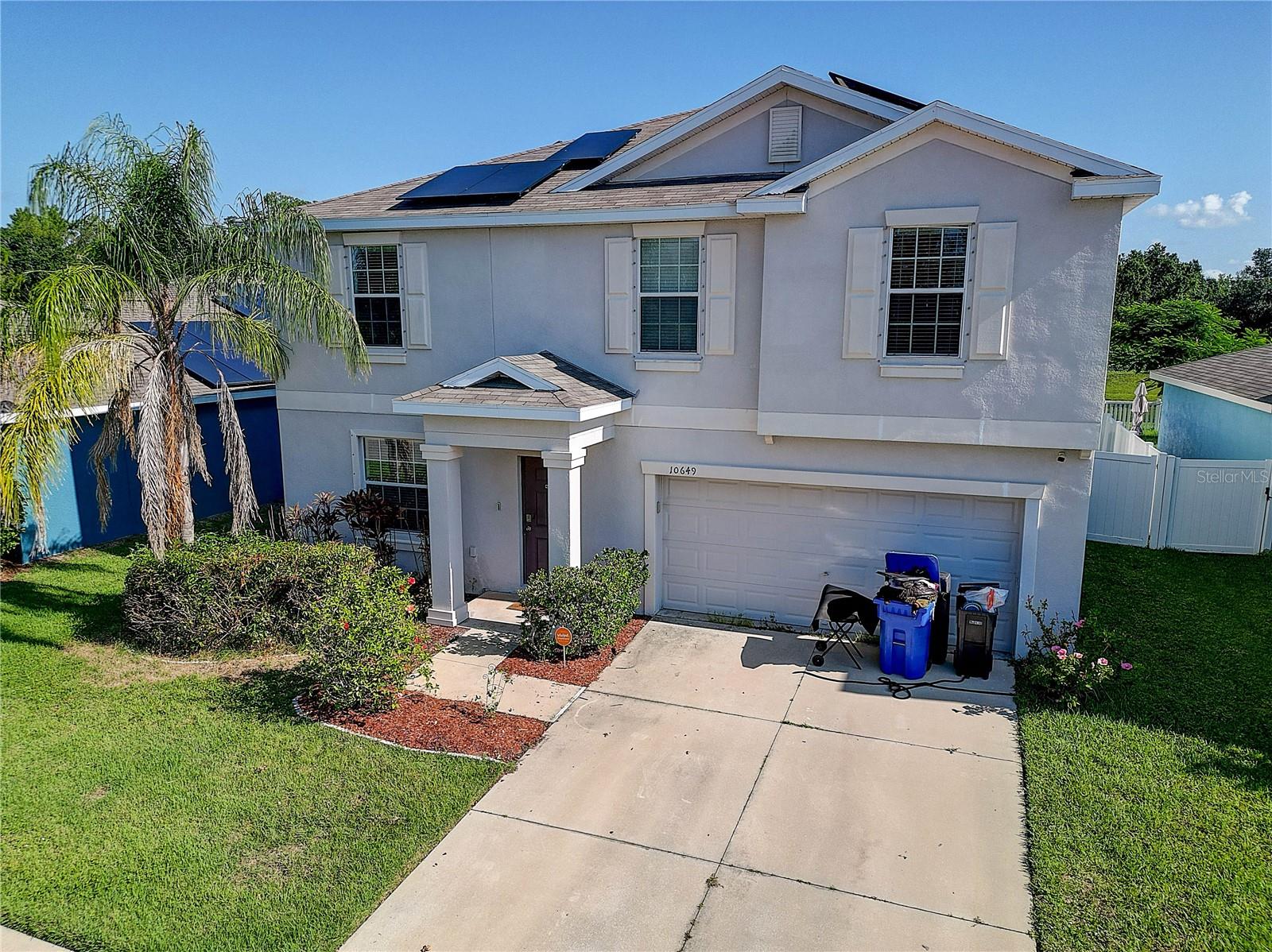 Welcome to your dream home in beautiful Wimauma, FL! ?
This stunning 4-bedroom, 2.5-bathroom home offers over 2,584 sqft of living space and was built in 2016 with modern style and comfort in mind. Nestled on a peaceful lot with a serene pond view. The property is fully fenced-in for added privacy and security.
Inside, you’ll find an inviting open floor plan, brand-new appliances, and a convenient washer and dryer included. Upstairs features a spacious loft, perfect for a home office or media room, and a huge master suite with a walk-in closet you’ll love. The 2-car garage provides plenty of storage, while solar panels add incredible value saving you thousands on electricity bills and will be paid off before closing!
Enjoy low HOA fees while living close to local grocery stores, restaurants, and everyday conveniences. With its combination of space, upgrades, and energy savings, this home is truly a rare find.
Don’t miss the opportunity to make this beautiful home yours—schedule your showing today!