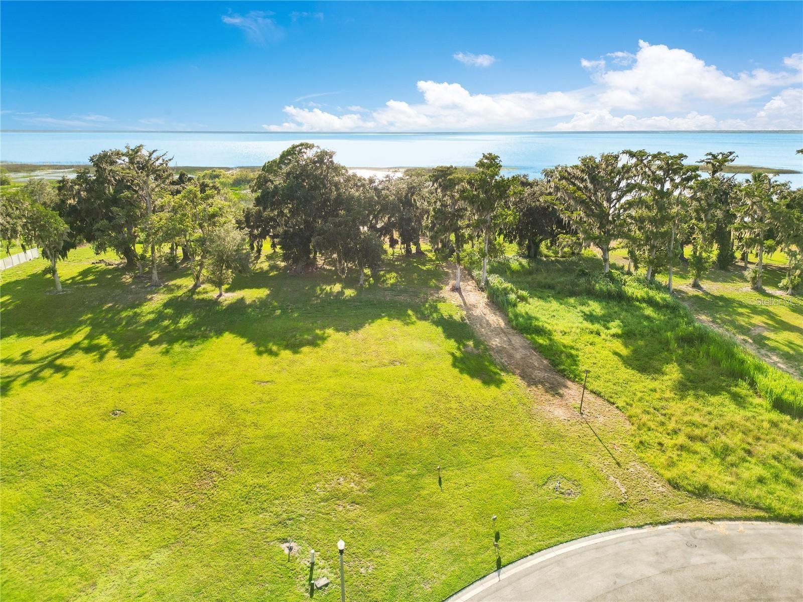 EAST LAKE RESERVE AT NARCOOSSEE UNIT 3 - Land