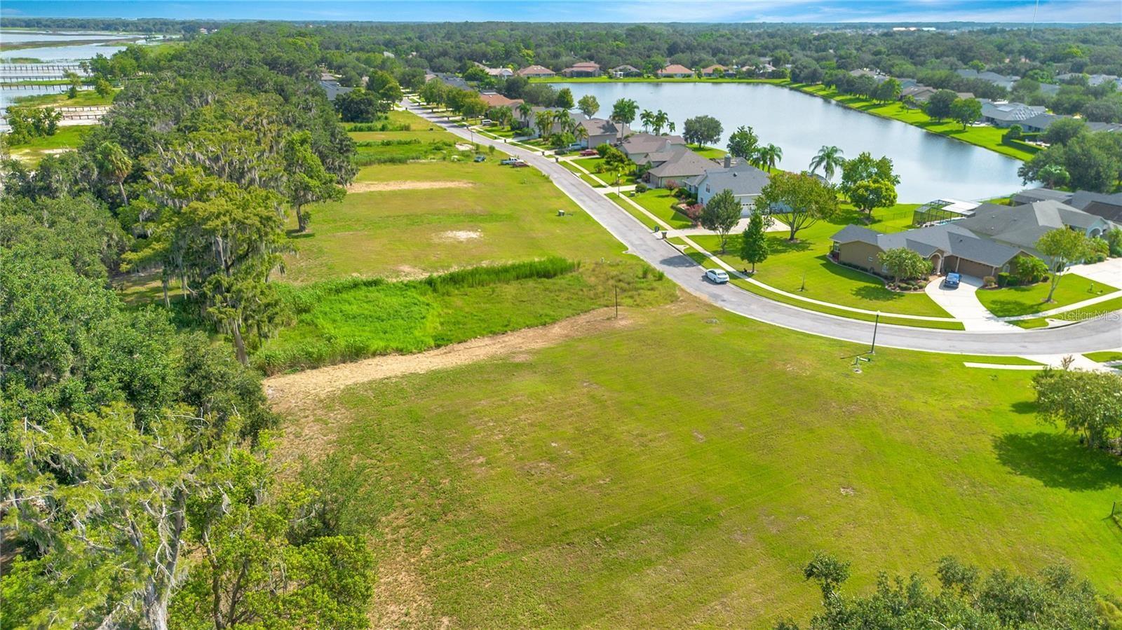 EAST LAKE RESERVE AT NARCOOSSEE UNIT 3 - Land