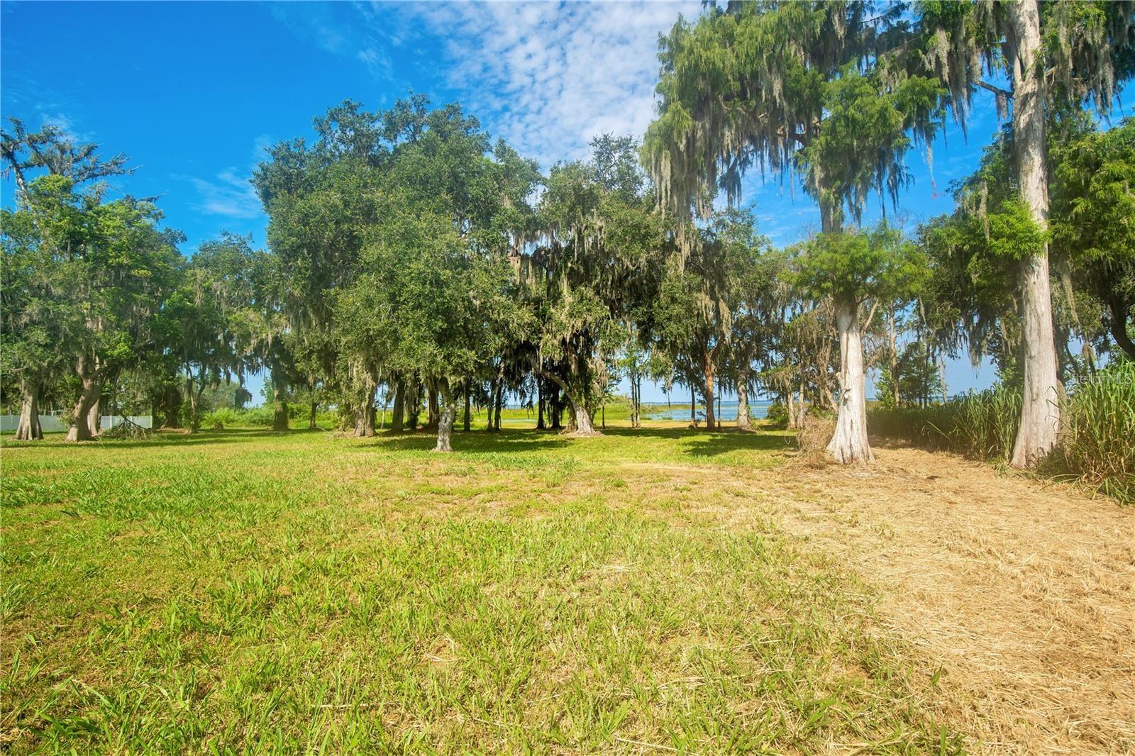 EAST LAKE RESERVE AT NARCOOSSEE UNIT 3 - Land