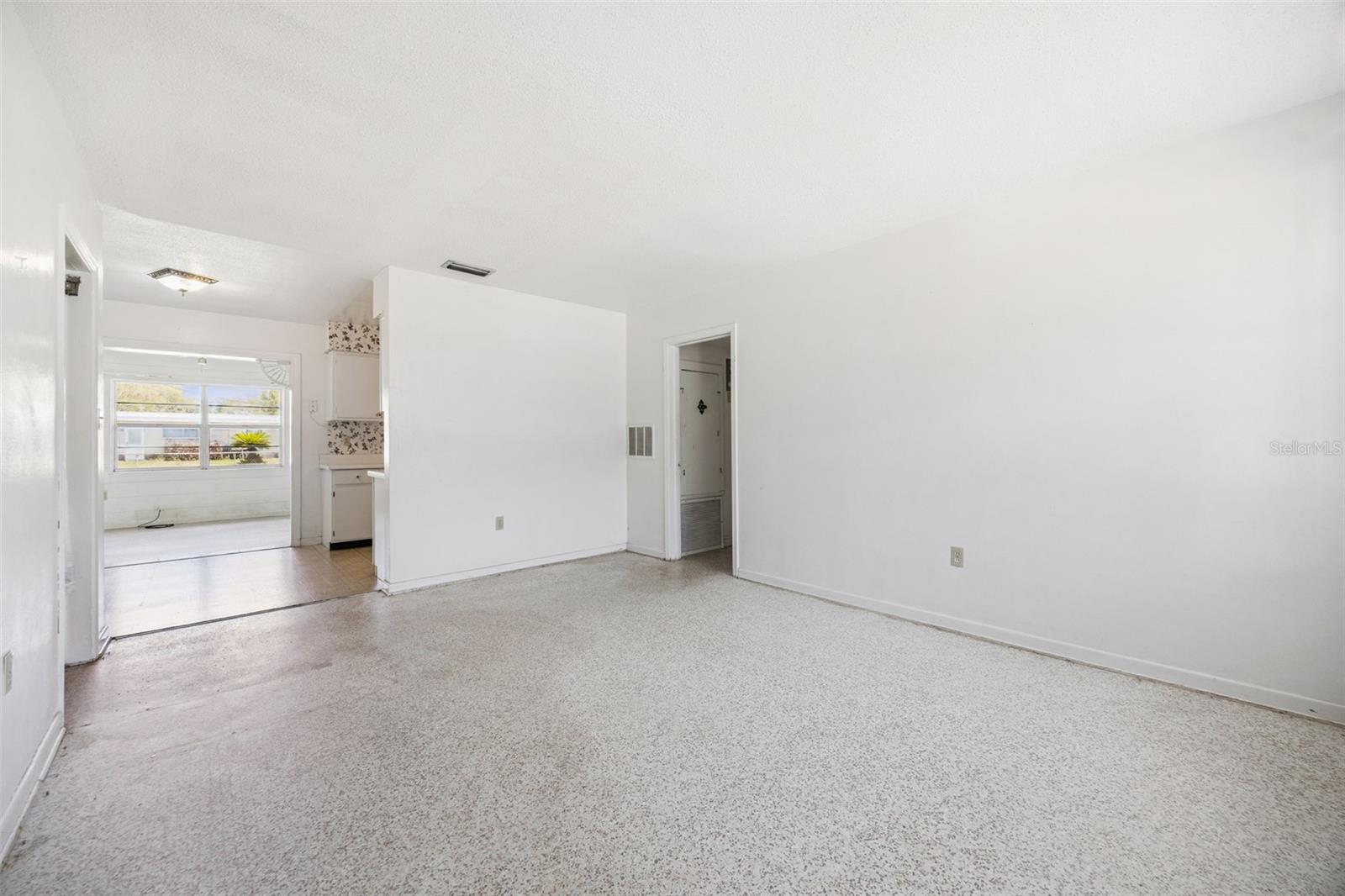AGNES HEIGHTS FIRST ADD - Residential