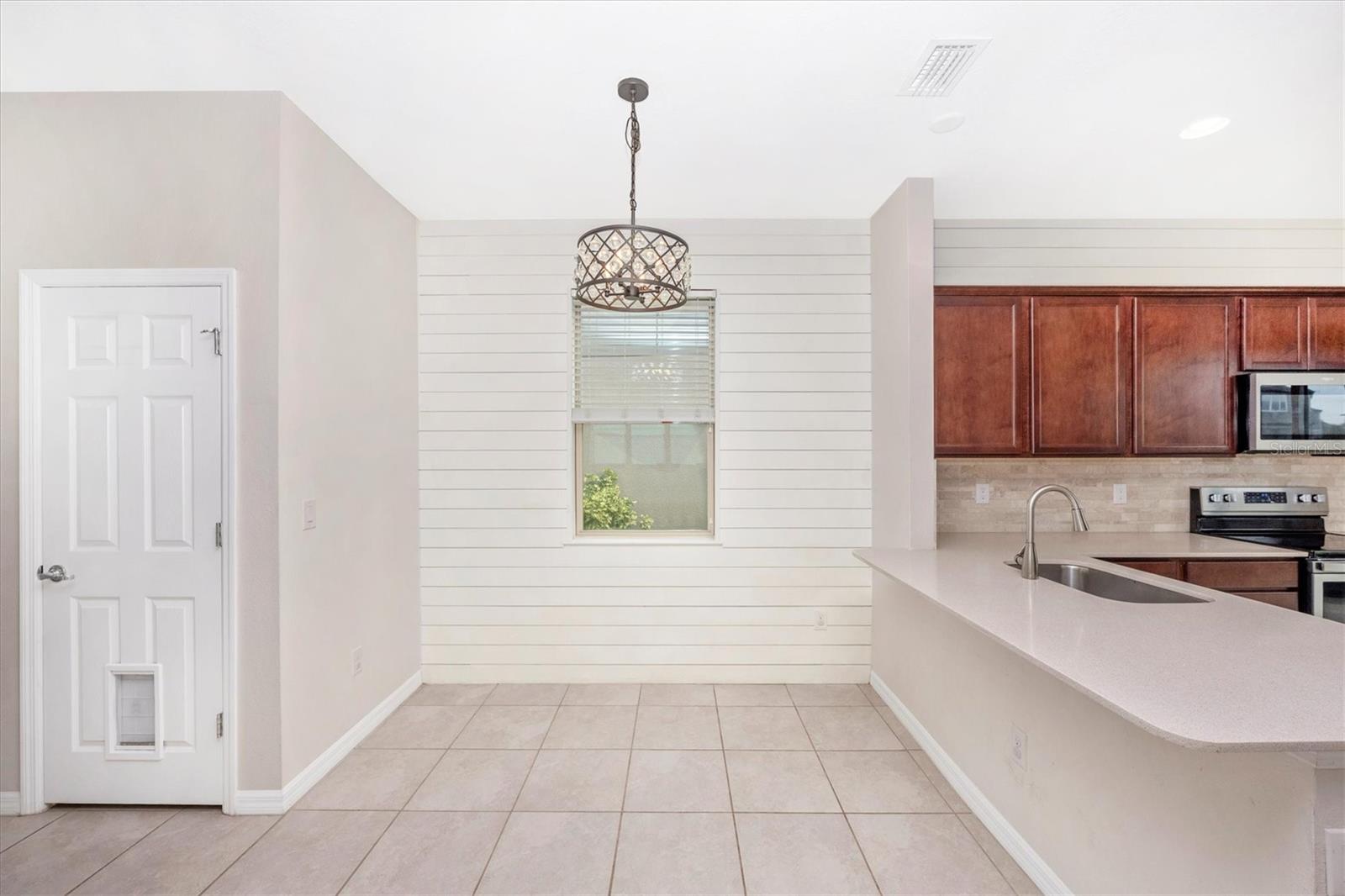 TREVESTA PH IB-1 - Residential Lease