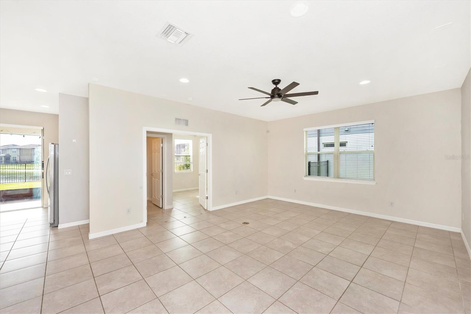 TREVESTA PH IB-1 - Residential Lease