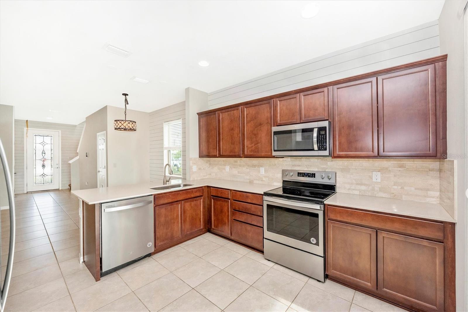 TREVESTA PH IB-1 - Residential Lease