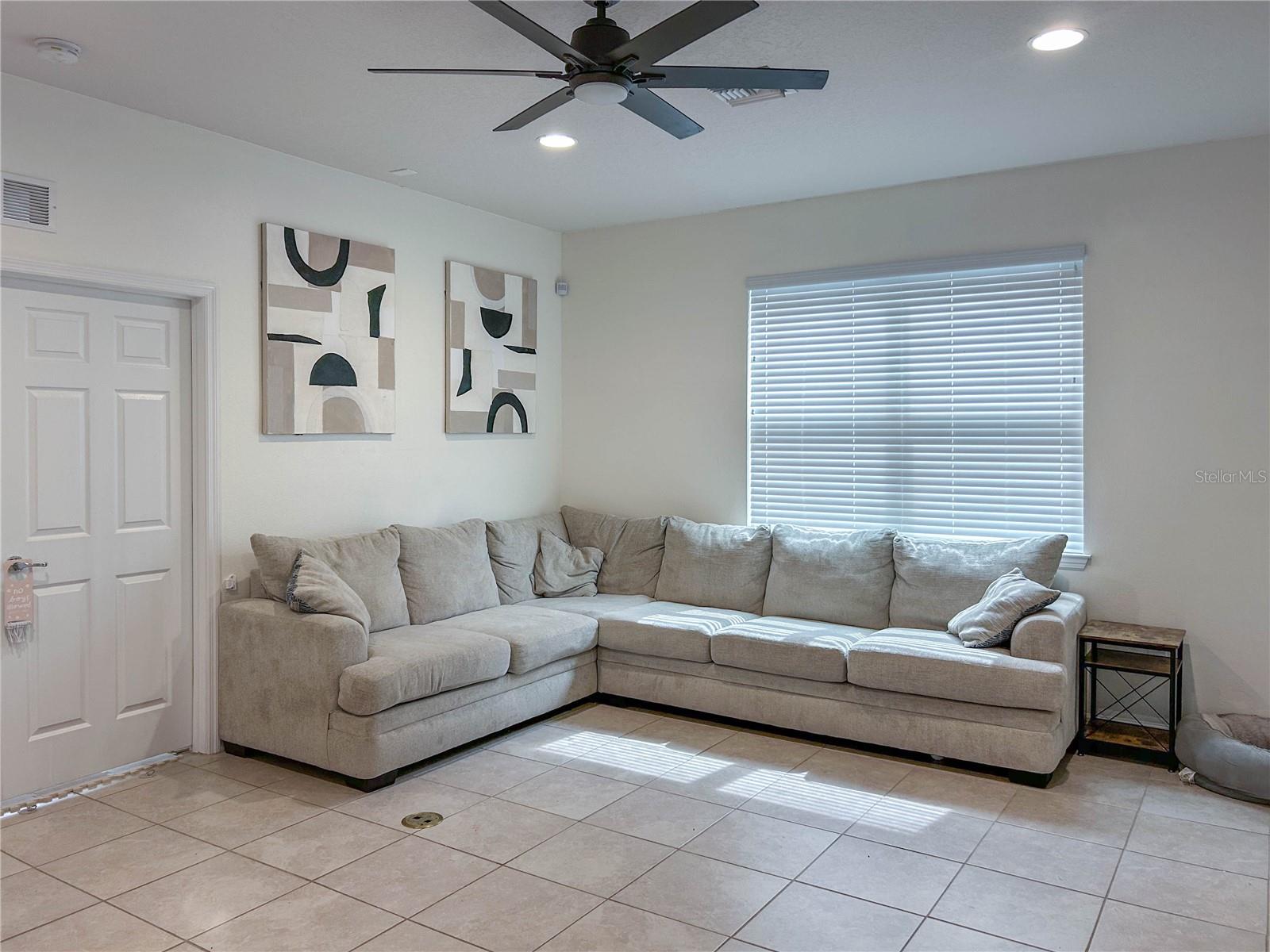 TREVESTA PH IB-1 - Residential Lease