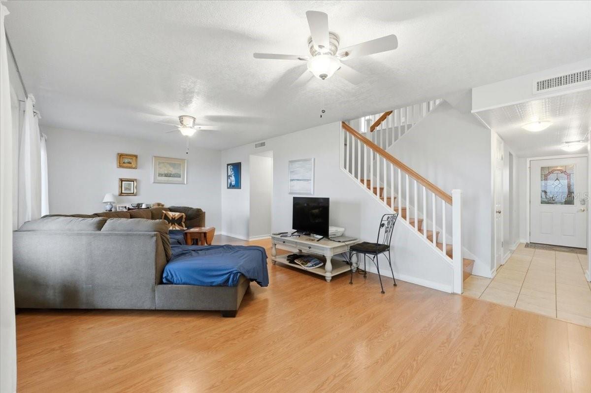 CASA DEL SOL CONDO VILLAGE PH 01 - Residential