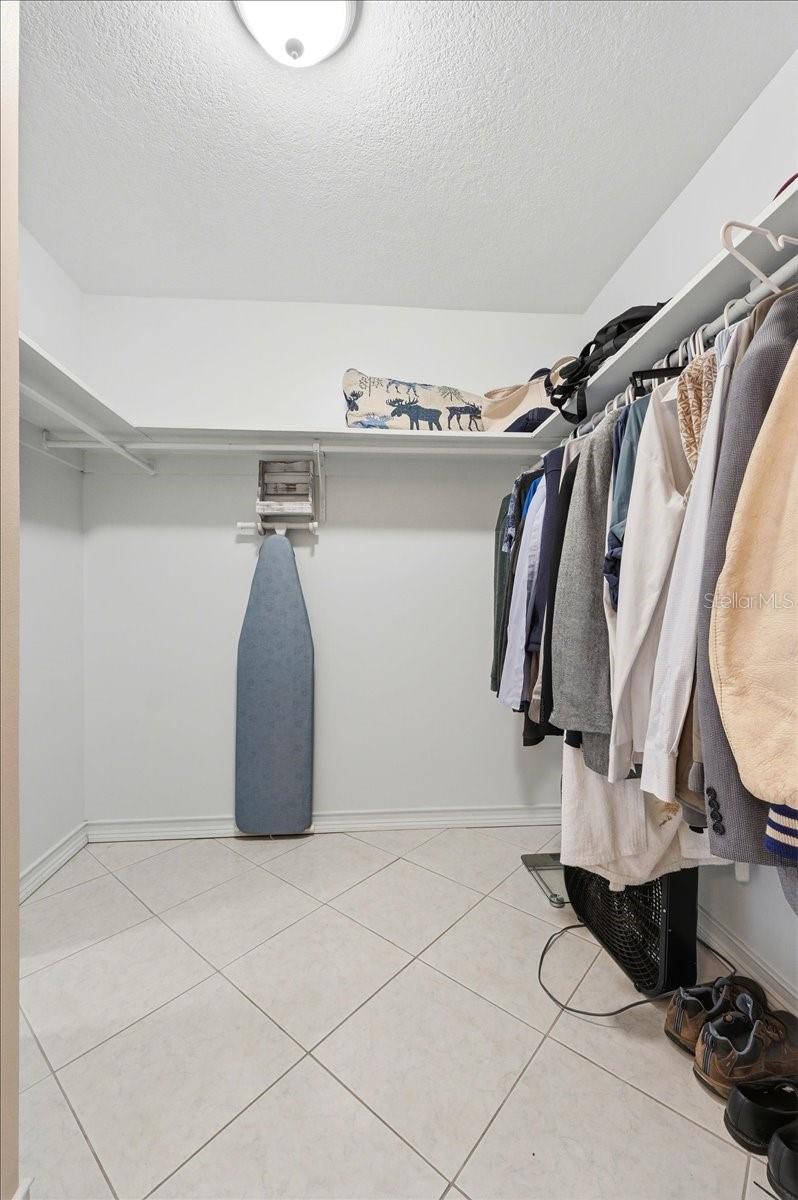 CASA DEL SOL CONDO VILLAGE PH 01 - Residential