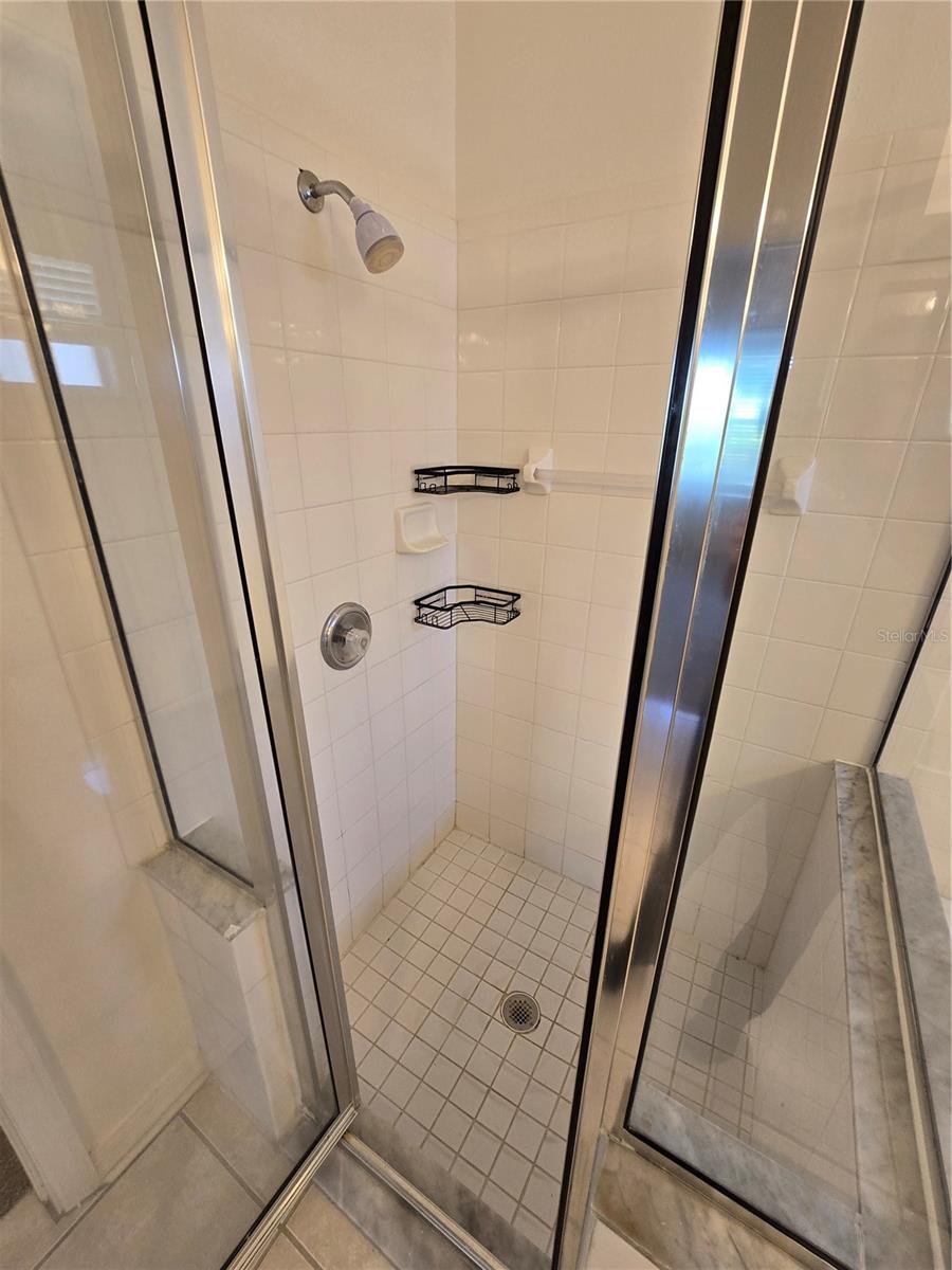 OAK GROVE PH 02 - Residential Lease