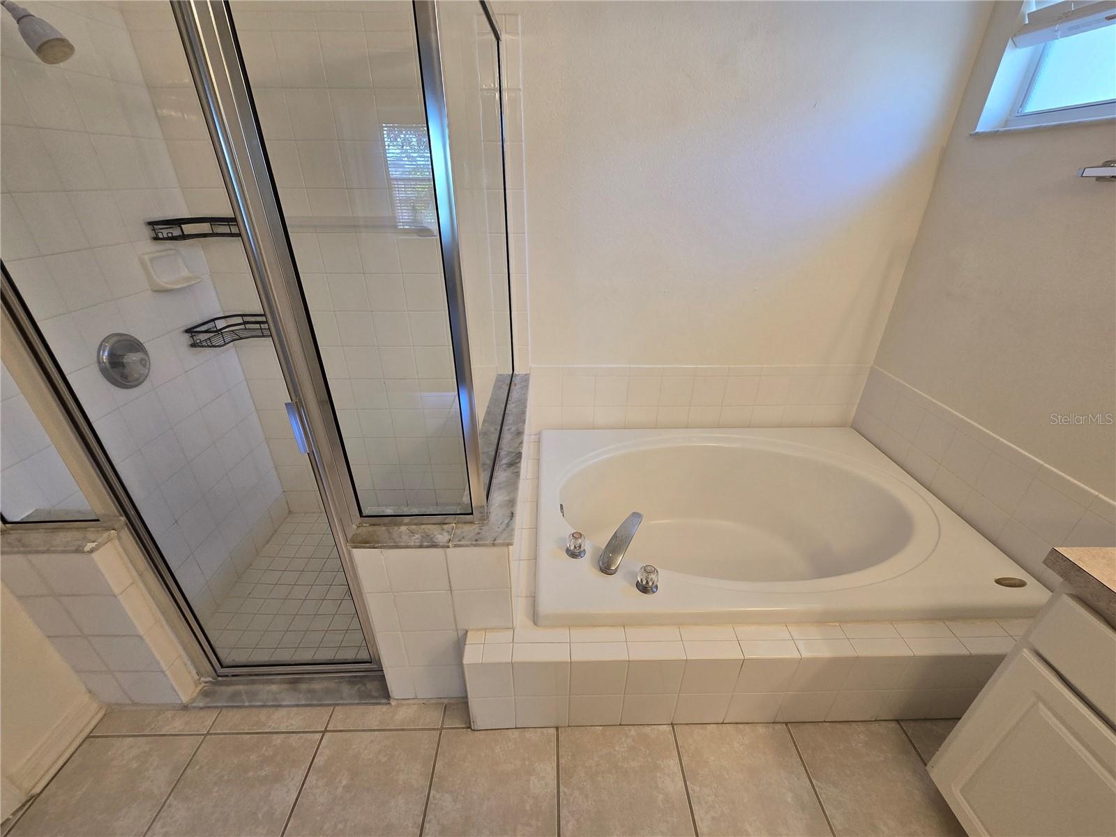 OAK GROVE PH 02 - Residential Lease
