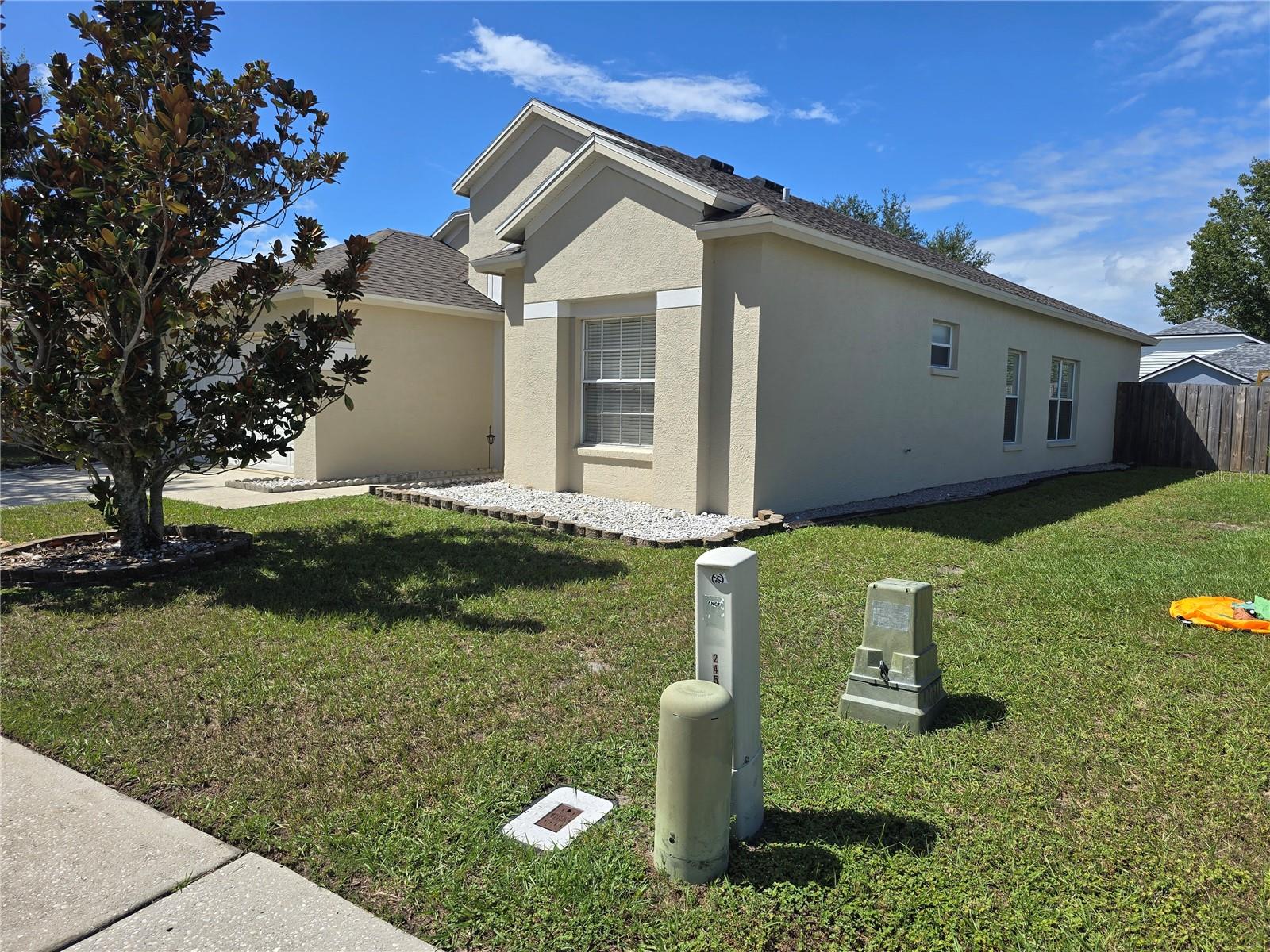 OAK GROVE PH 02 - Residential Lease
