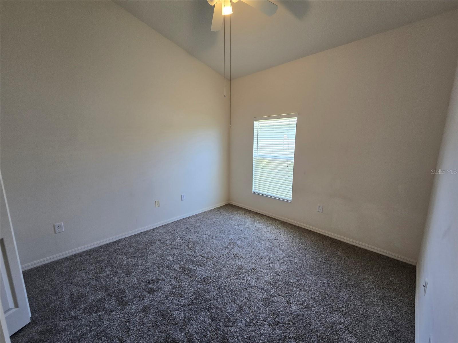 OAK GROVE PH 02 - Residential Lease