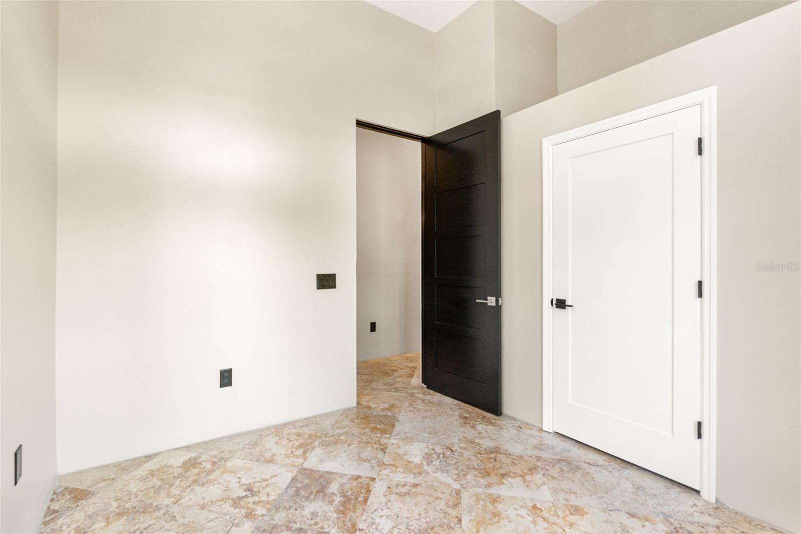 SIESTA REV OF - Residential