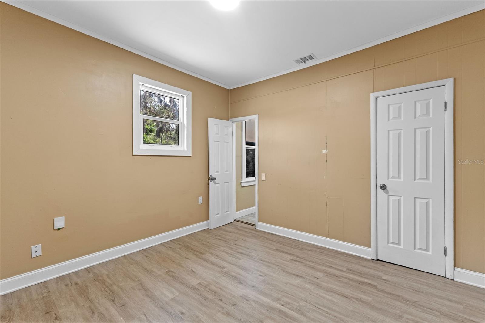 HIGHLAND PARK - Residential Lease
