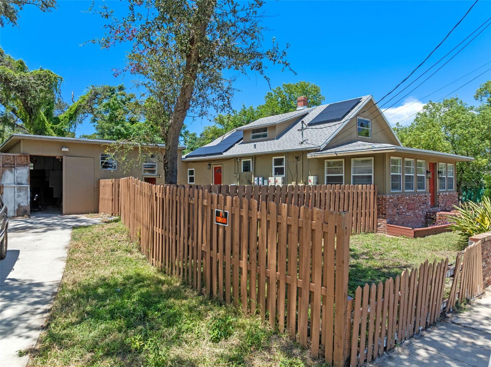 HIGHLAND PARK - Residential Lease