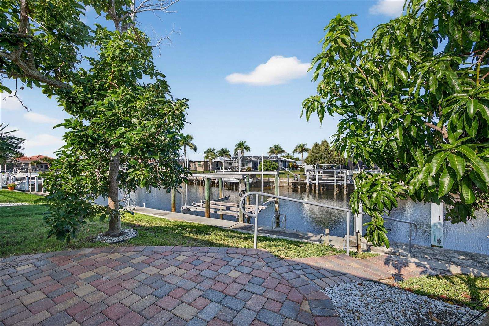 PUNTA GORDA ISLES SEC 04 - Residential