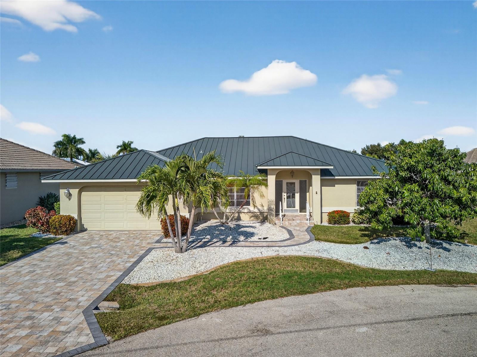 PUNTA GORDA ISLES SEC 04 - Residential
