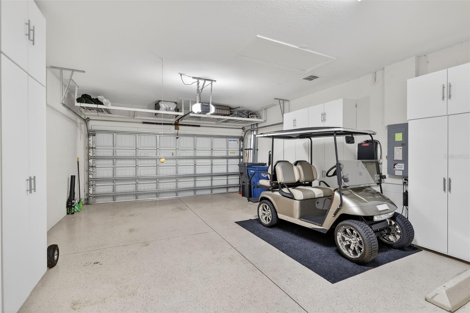 ESPLANADE PH III A,B,C,D,J&PART OF F - Residential