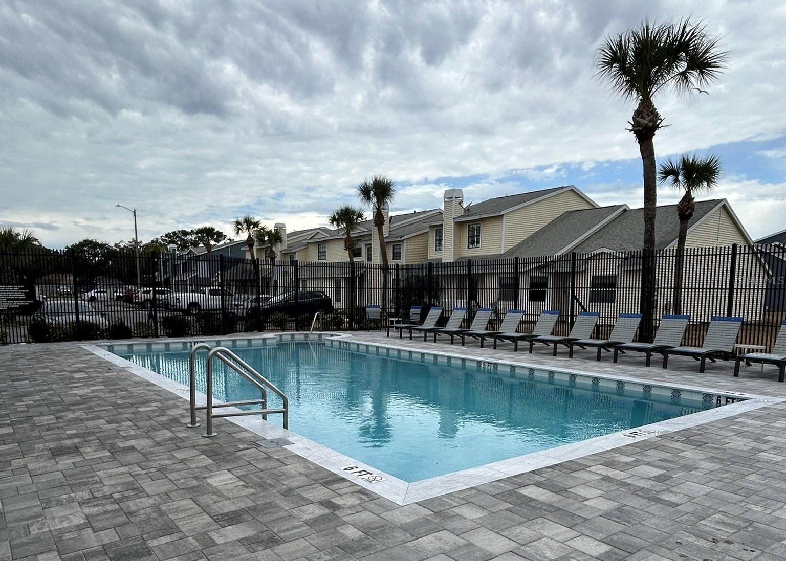 HAMPTON PARK TWNHMS UN 1 - Residential