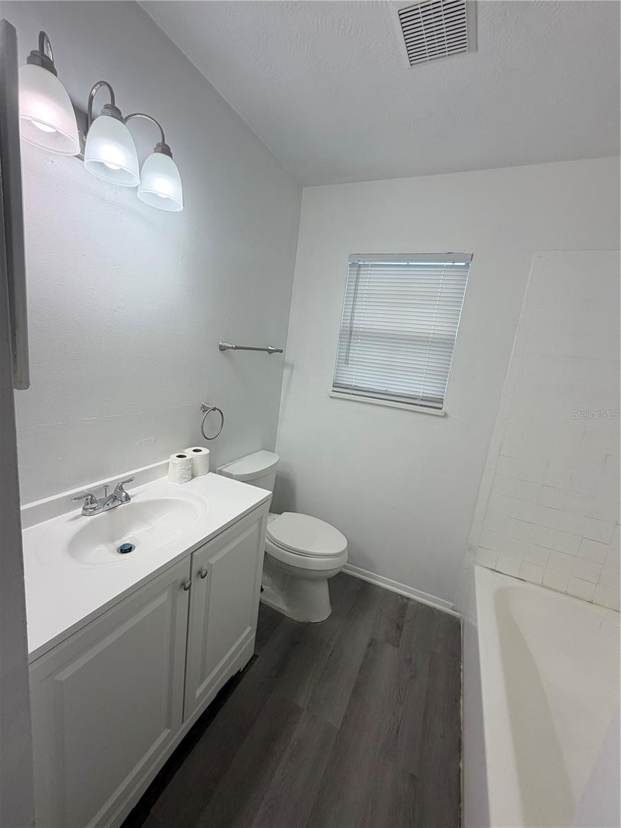 ROYAL ESTATES - Residential