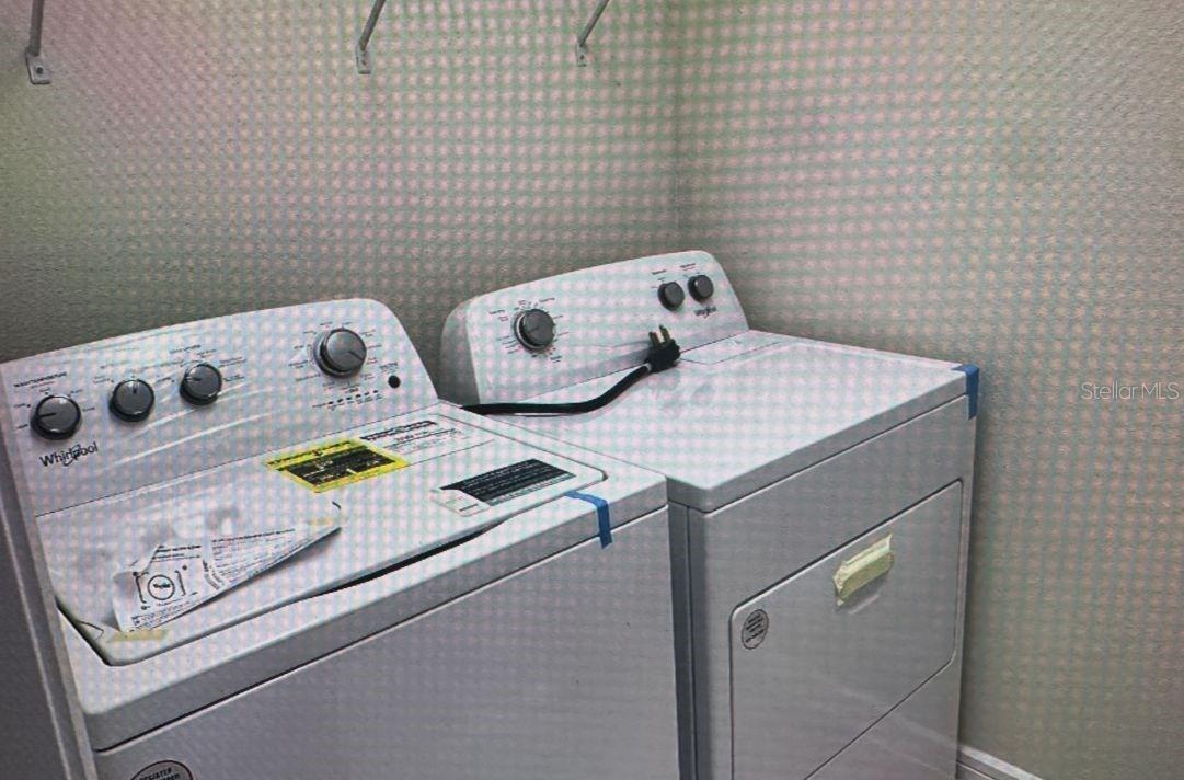 ISLES/LK NONA PH 3B - Residential Lease