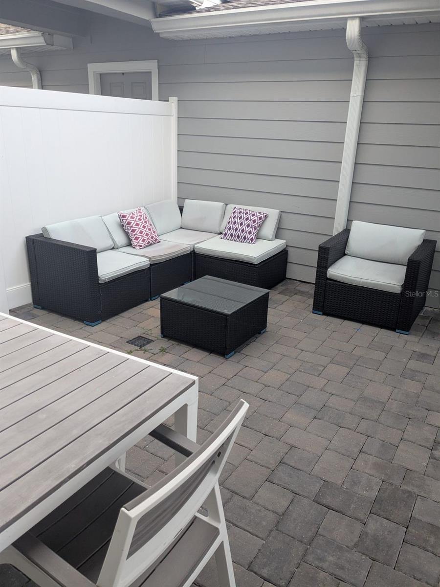 ISLES/LK NONA PH 3B - Residential Lease