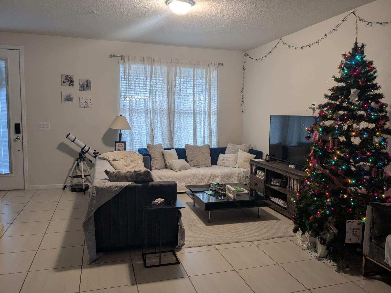 ISLES/LK NONA PH 3B - Residential Lease