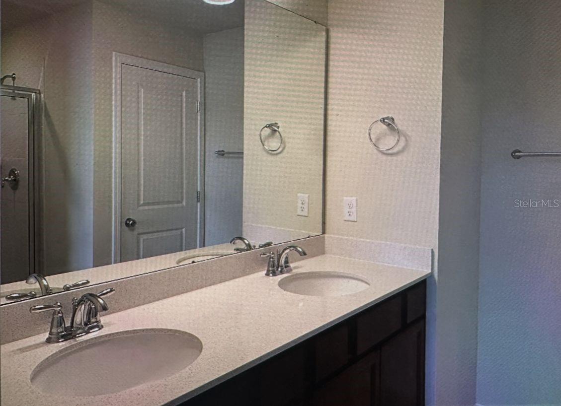 ISLES/LK NONA PH 3B - Residential Lease