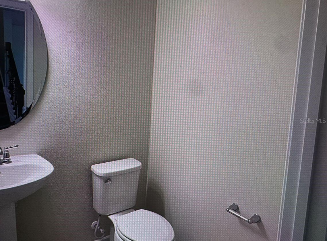 ISLES/LK NONA PH 3B - Residential Lease