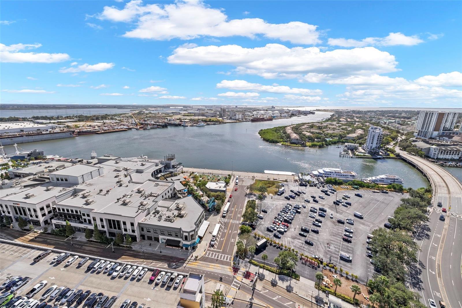 TOWERS OF CHANNELSIDE CONDOMIN - Residential Lease
