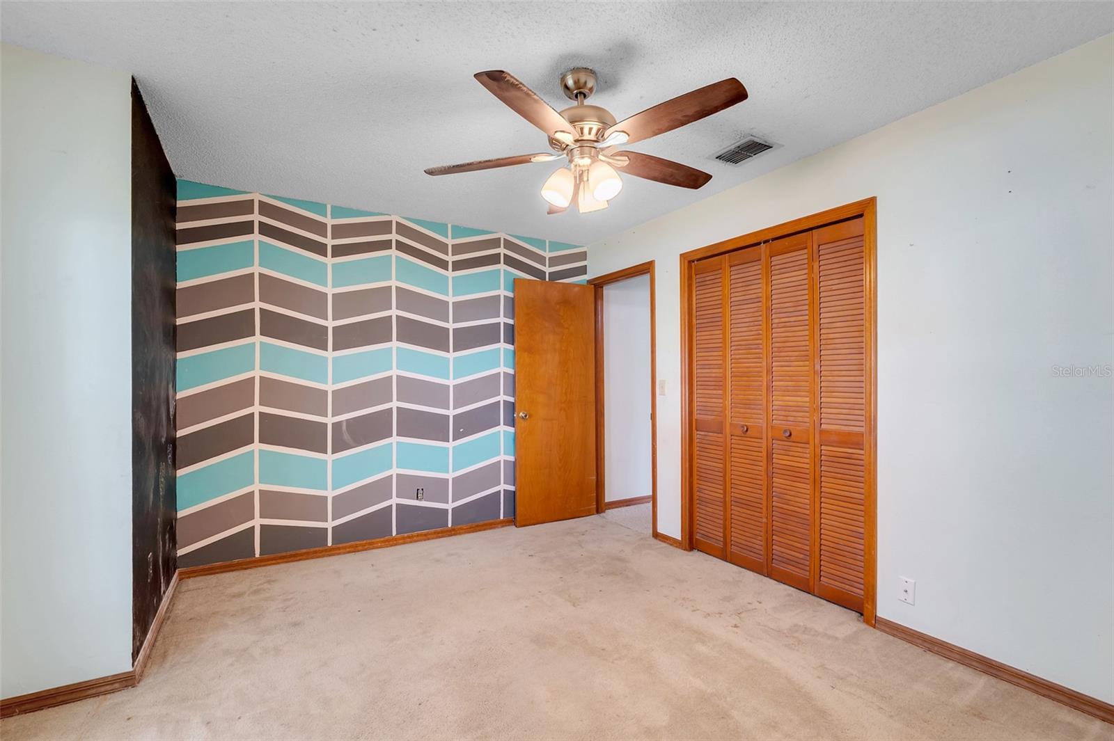 LORRAINE ESTATES UNIT 1 - Residential