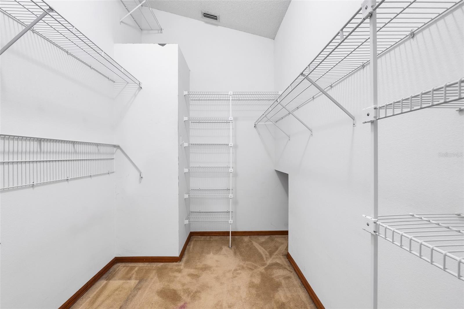 LORRAINE ESTATES UNIT 1 - Residential