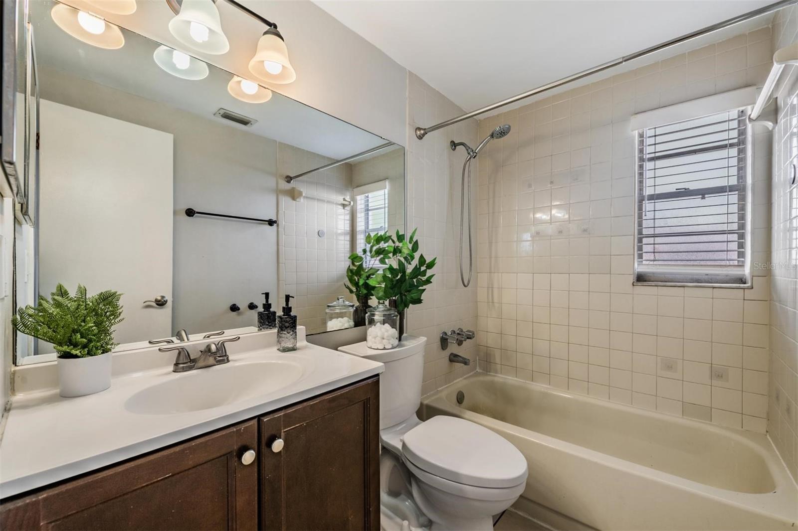 NORTHDALE SEC G UNIT 1 - Residential