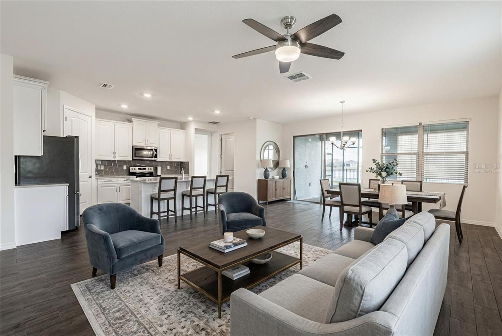 PALMS AT SERENOA - Residential