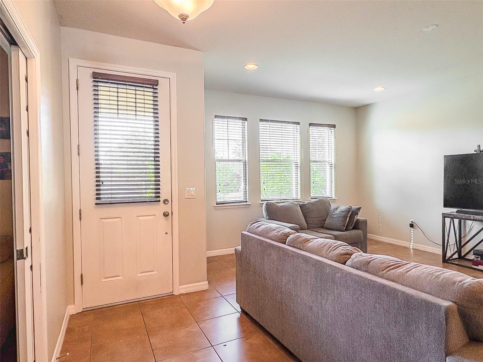 Casas a venda 3 - Jen Dantas 8607 RANDAL PARK BOULEVARD