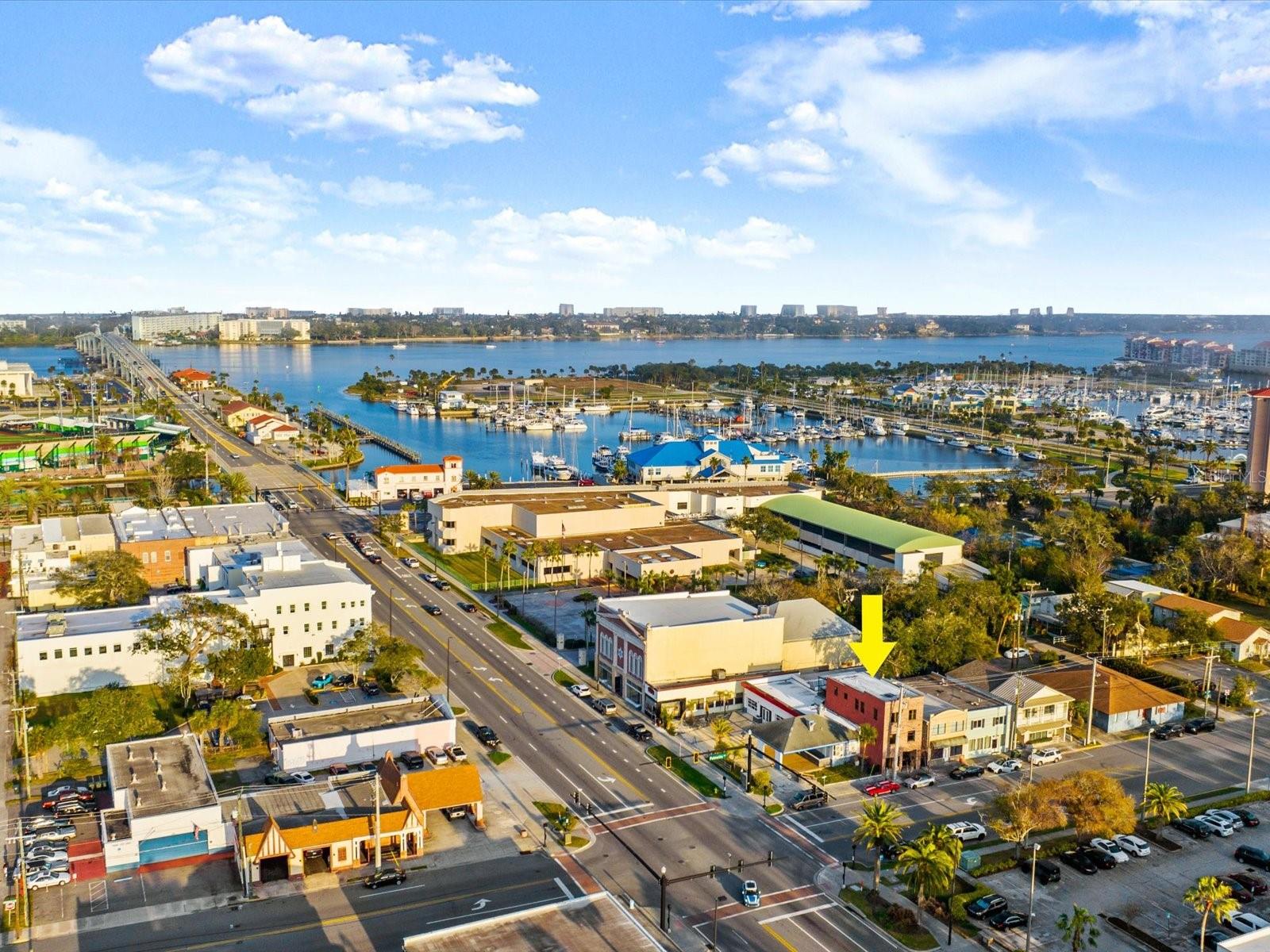 BALCOM IN BLK 04 DAYTONA - Residential