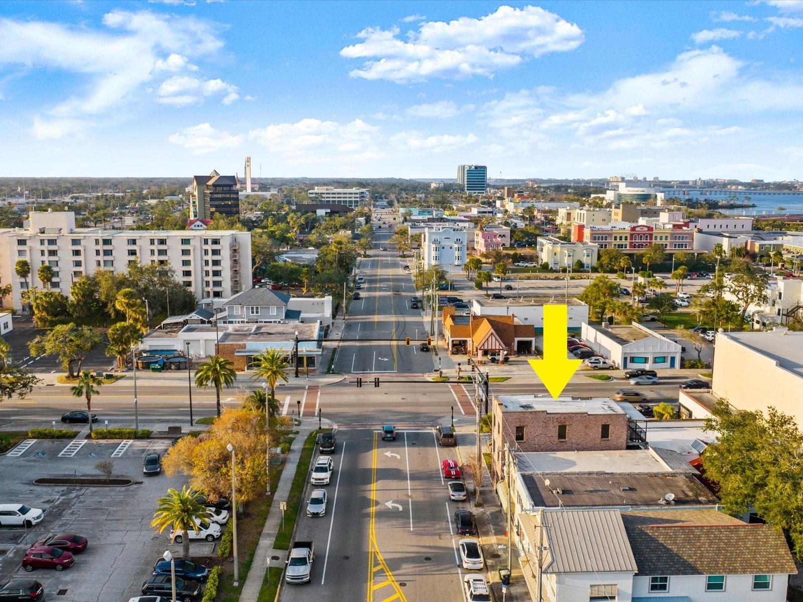 BALCOM IN BLK 04 DAYTONA - Residential