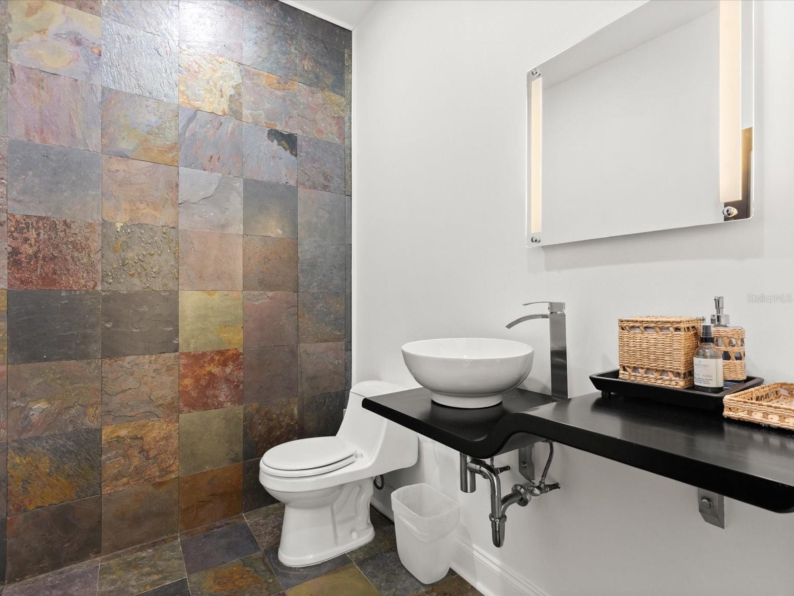 BALCOM IN BLK 04 DAYTONA - Residential