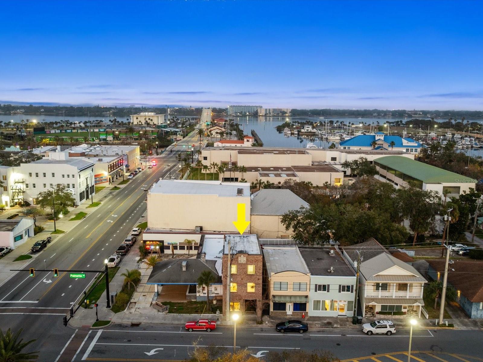 BALCOM IN BLK 04 DAYTONA - Residential