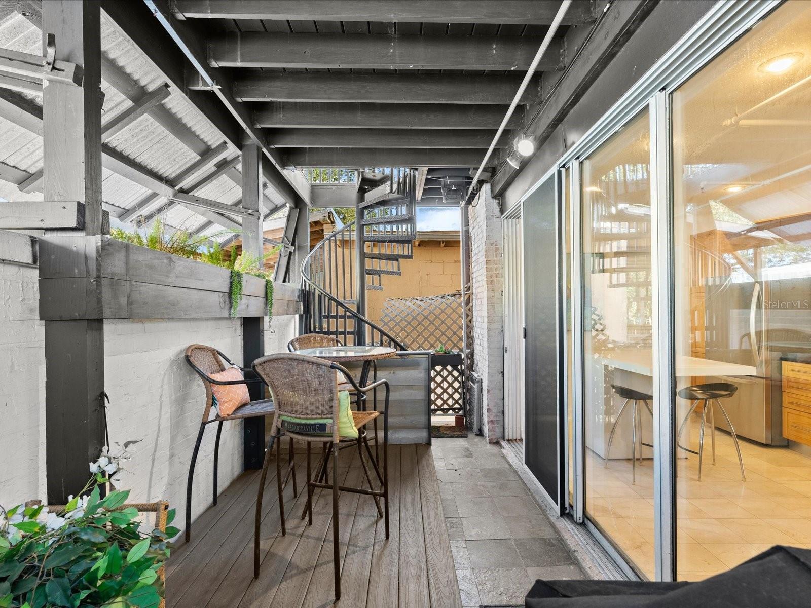 BALCOM IN BLK 04 DAYTONA - Residential