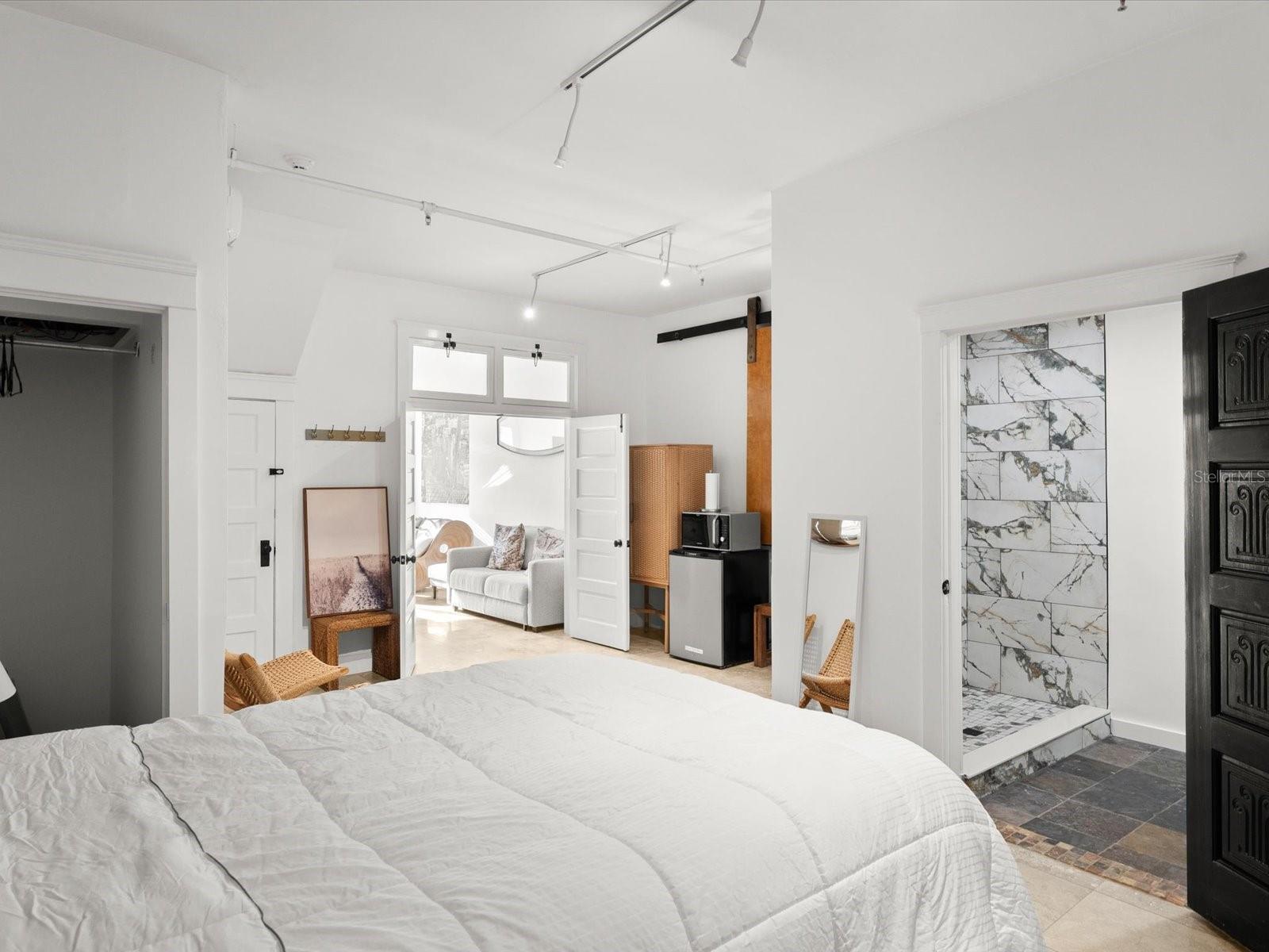 BALCOM IN BLK 04 DAYTONA - Residential