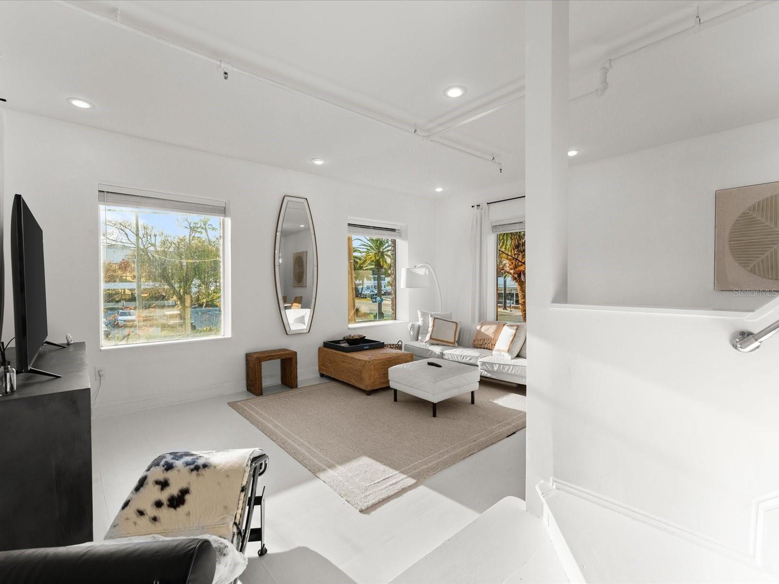 BALCOM IN BLK 04 DAYTONA - Residential