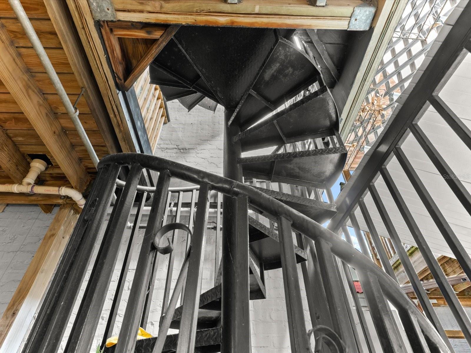 BALCOM IN BLK 04 DAYTONA - Residential