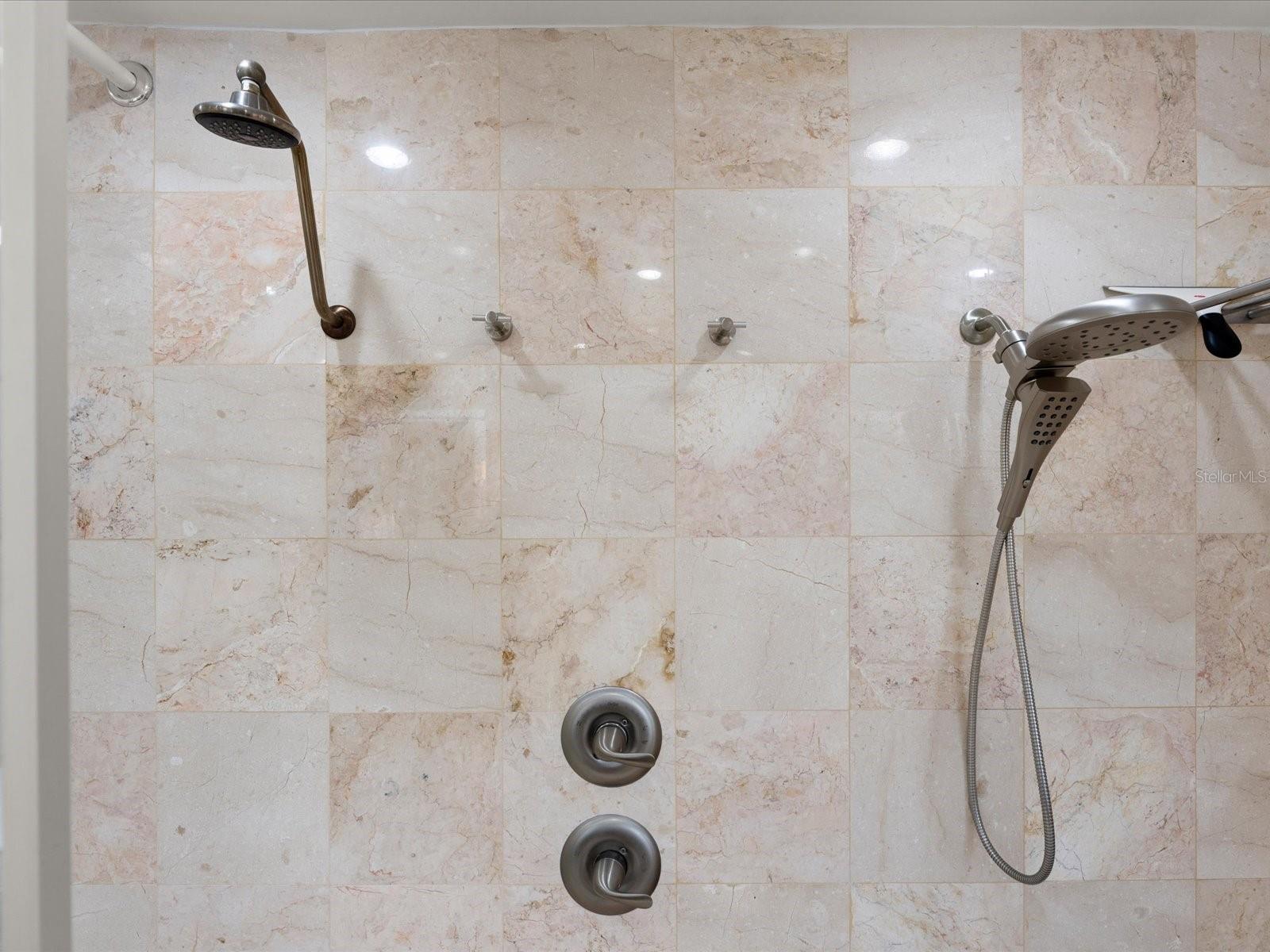 BALCOM IN BLK 04 DAYTONA - Residential