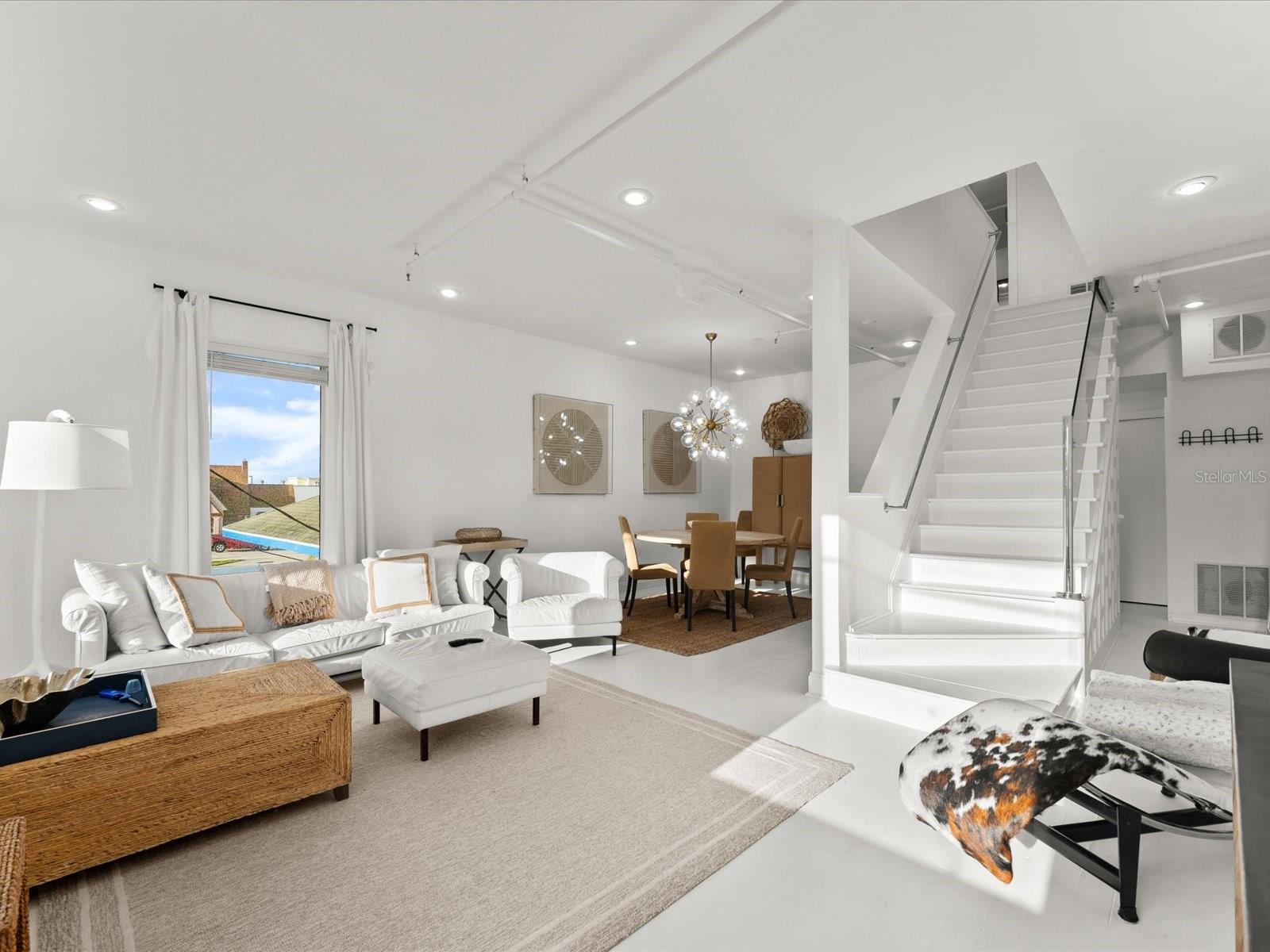 BALCOM IN BLK 04 DAYTONA - Residential