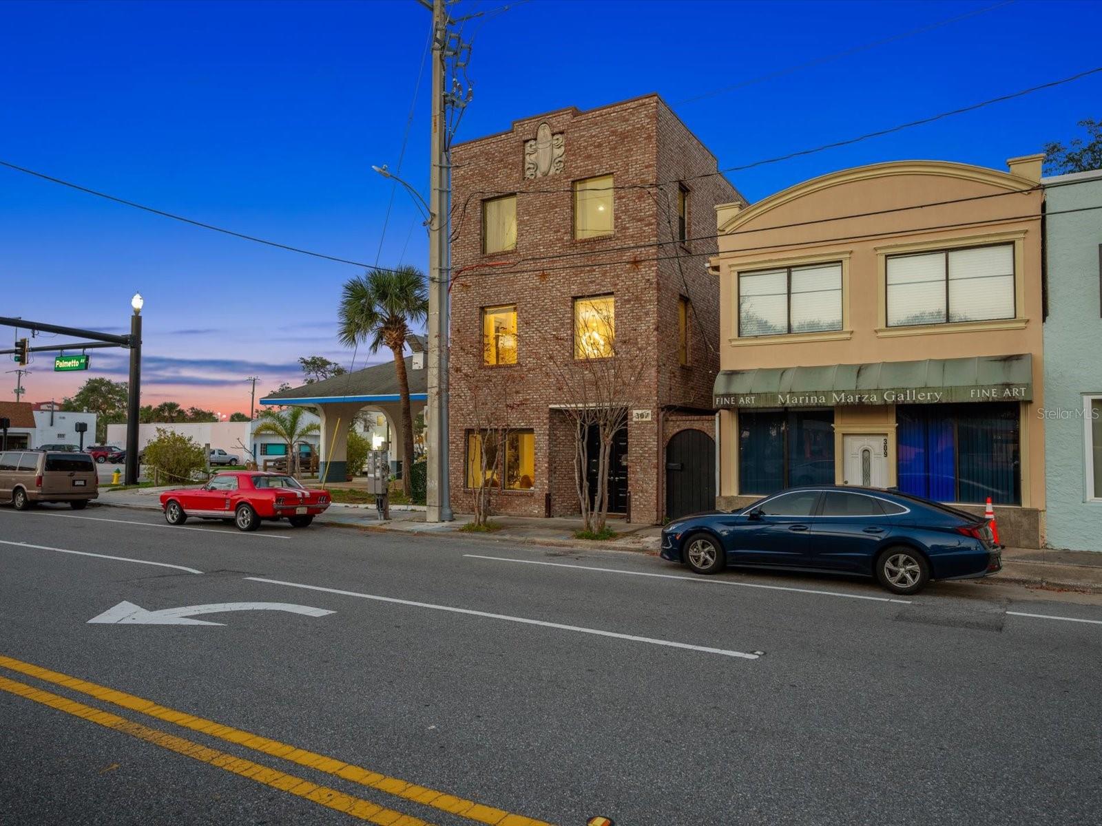 BALCOM IN BLK 04 DAYTONA - Residential