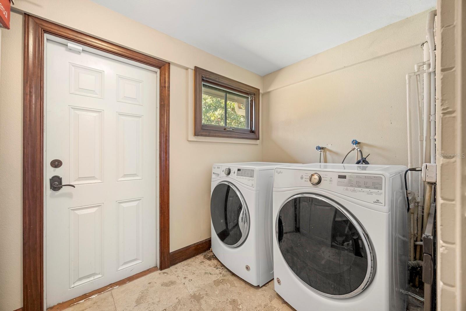 JESSAMINE BEACH REP - Residential