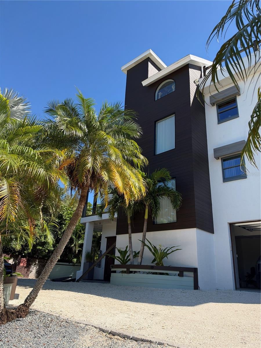 700 GULF BAY ROAD