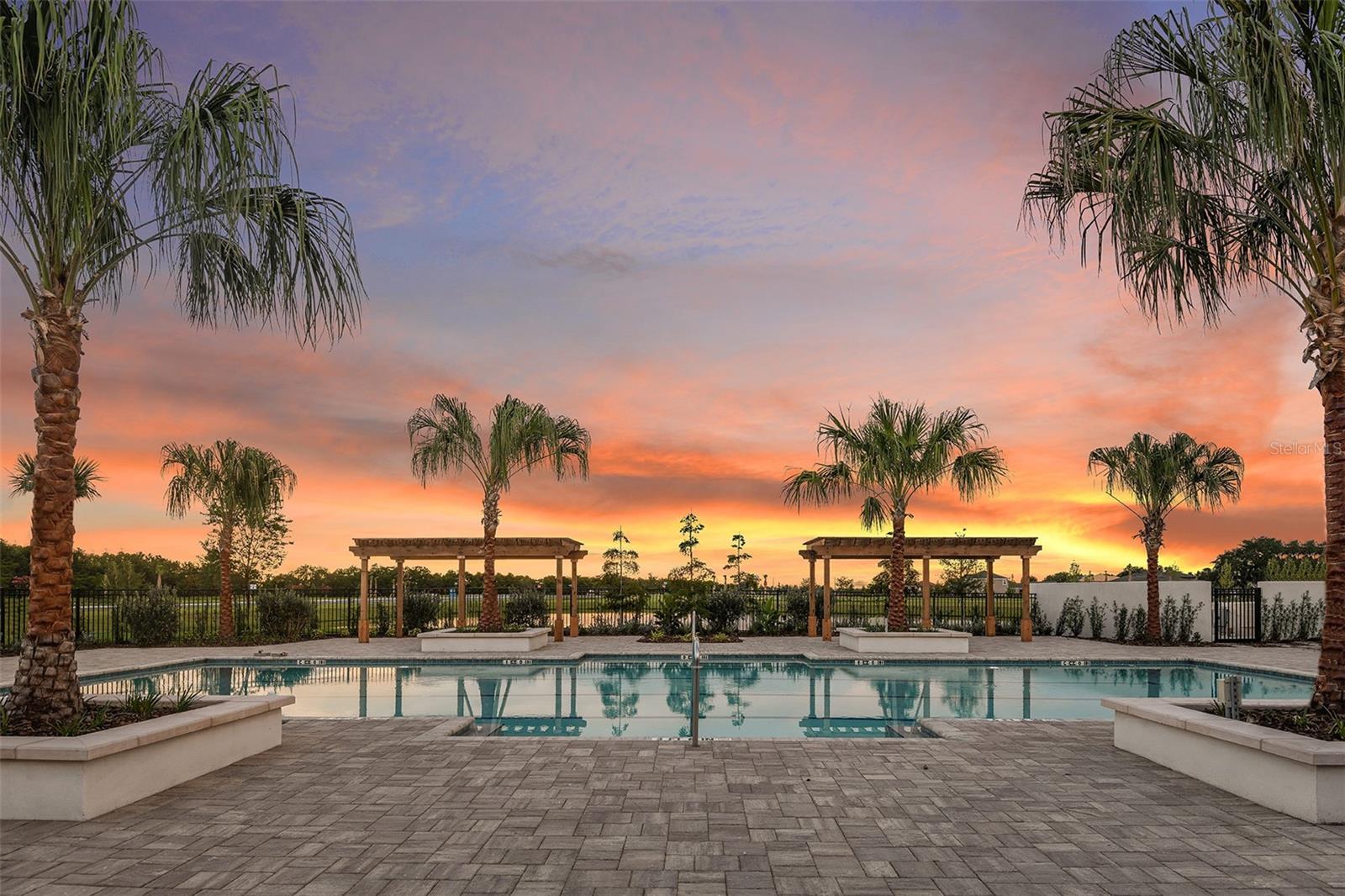 SEASONS AT WATERSET - Residential